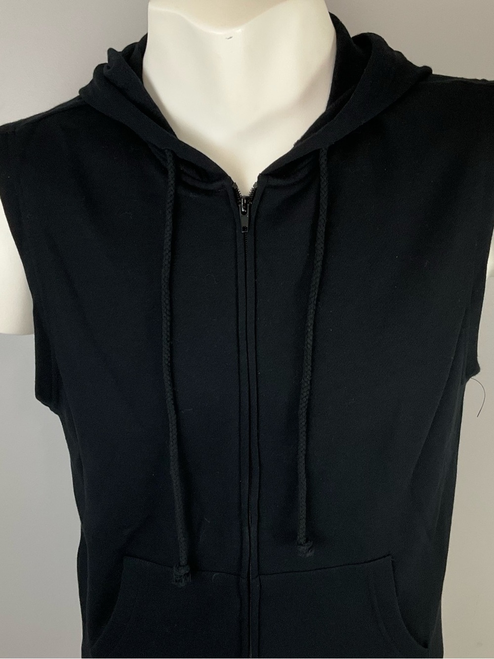 New! American Rag Sleeveless Hoodie Medium M Full Zip Mens Workout Gym - Picture 2 of 6